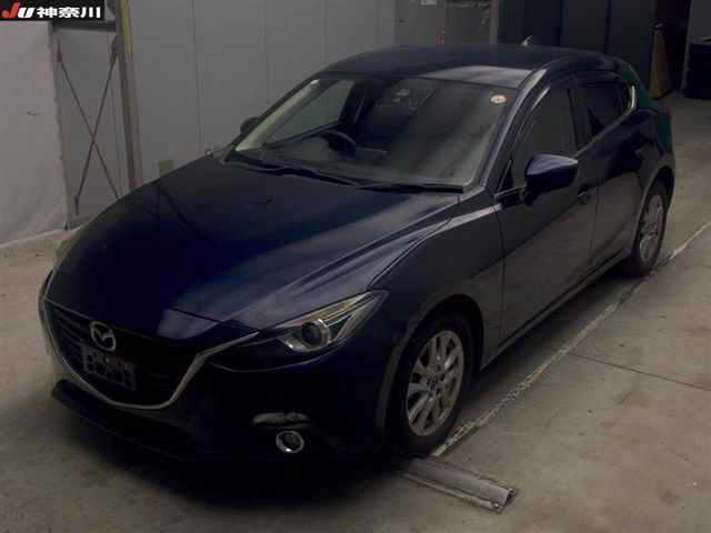 MAZDA AXELA 2016