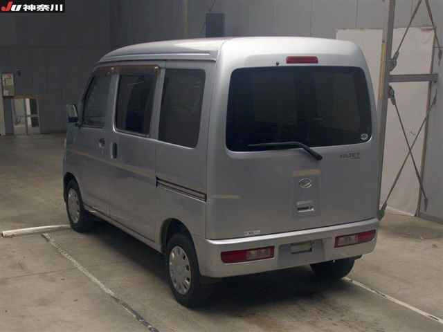 DAIHATSU HIJET VAN 2011