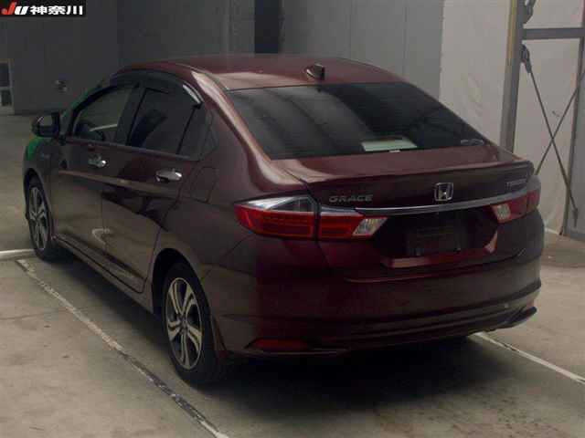 HONDA GRACE 2015