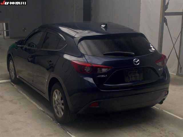 MAZDA AXELA 2016
