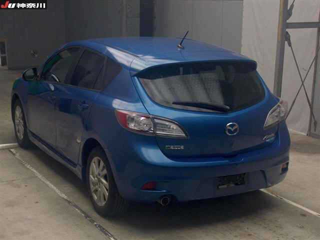 MAZDA AXELA 2013