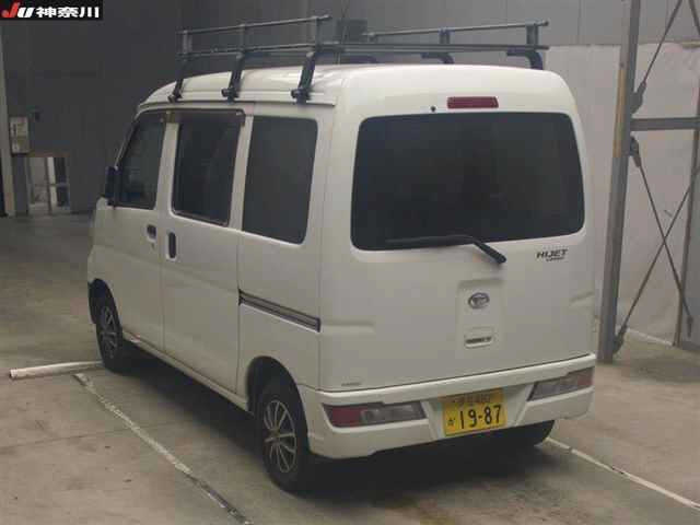 DAIHATSU HIJET VAN 2018
