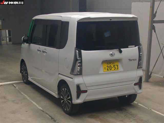 DAIHATSU TANTO 2021