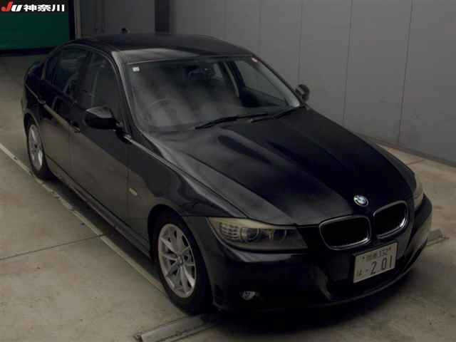 BMW 3 SERIES 2010