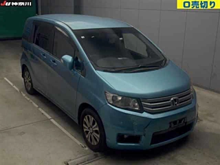 HONDA FREED 2012