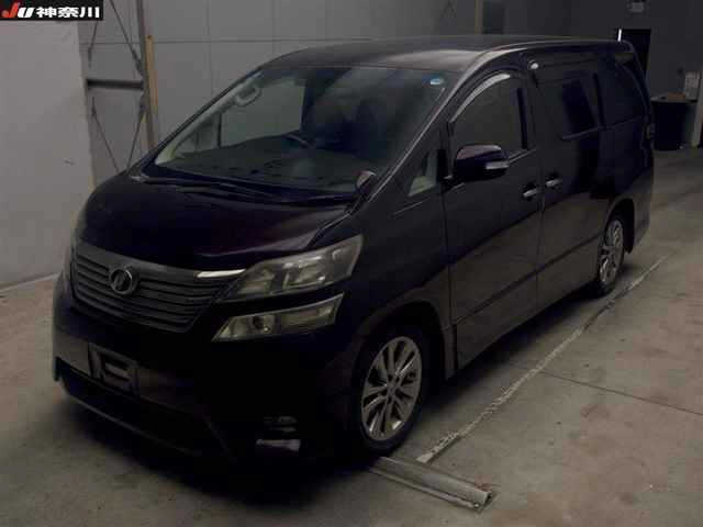 TOYOTA VELLFIRE 2010