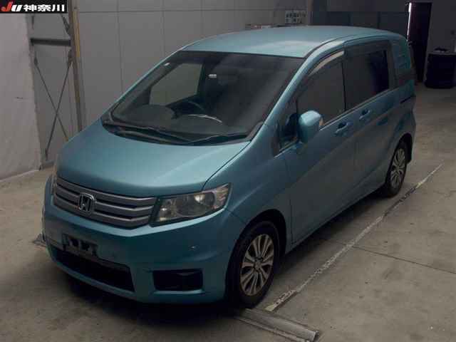 HONDA FREED 2012