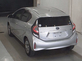 TOYOTA AQUA 2020