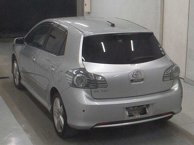 TOYOTA BLADE 2010