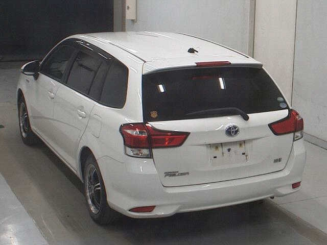TOYOTA COROLLA FIELDER 2015
