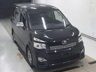 TOYOTA VOXY 2012