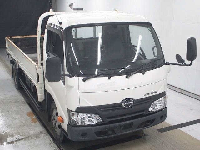 HINO DUTRO 2018