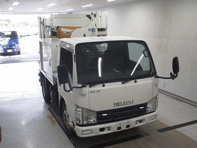 ISUZU ELF 2012