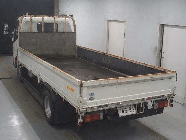 HINO DUTRO 2018