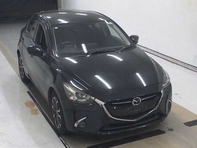 MAZDA DEMIO 2017