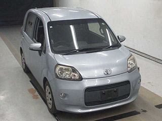 TOYOTA PORTE 2012