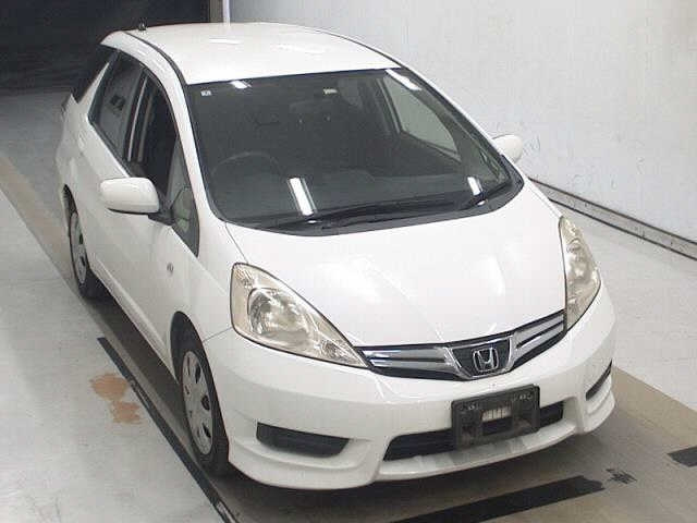 HONDA FIT SHUTTLE 2014