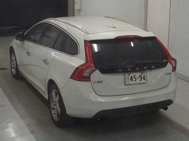 VOLVO V60 2012
