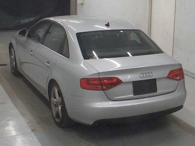 AUDI A4 2008
