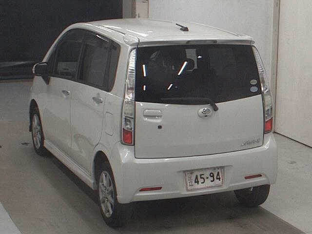 DAIHATSU MOVE 2011