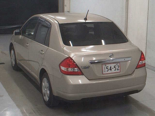 NISSAN TIIDA LATIO 2011