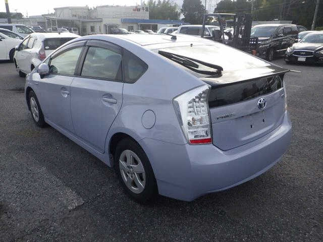 TOYOTA PRIUS 2010