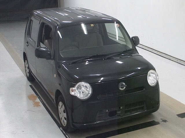 DAIHATSU MIRA 2010