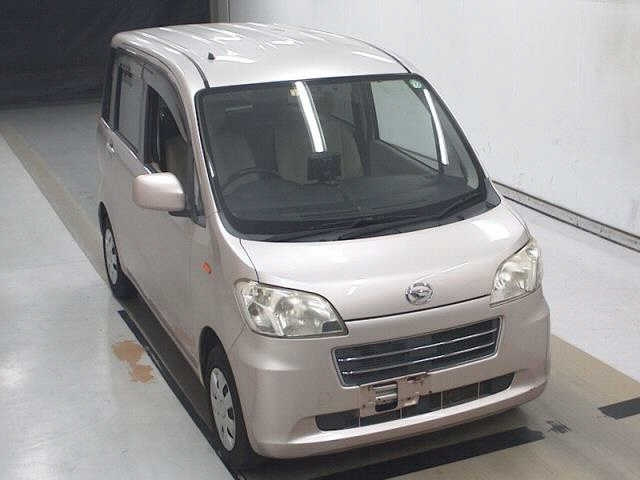 DAIHATSU TANTO EXE 2010