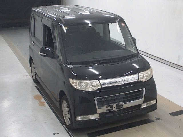 DAIHATSU TANTO 2008