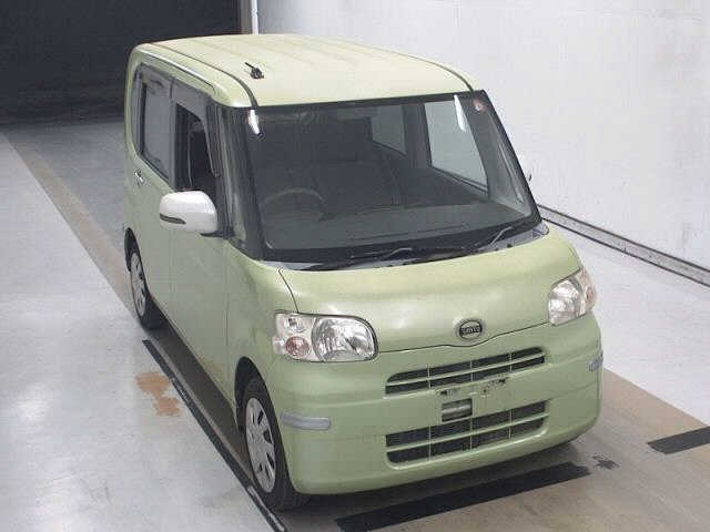 DAIHATSU TANTO 2012