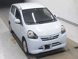 DAIHATSU MIRA E S 2012