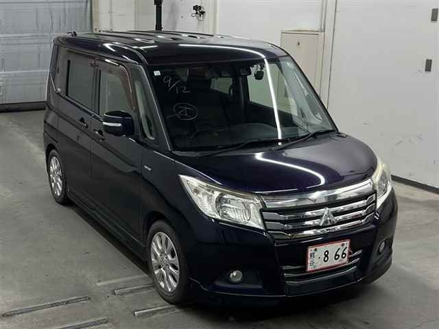 MITSUBISHI DELICA D2 2018