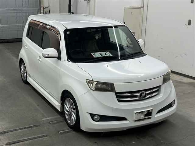 TOYOTA BB 2008