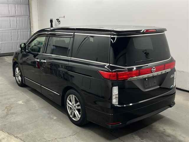 NISSAN ELGRAND 2012