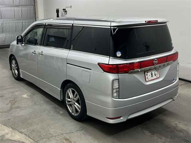 NISSAN ELGRAND 2011