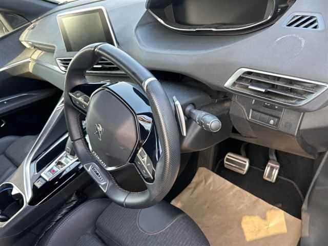 PEUGEOT 5008 2020
