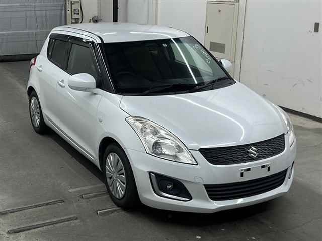 SUZUKI SWIFT 2015