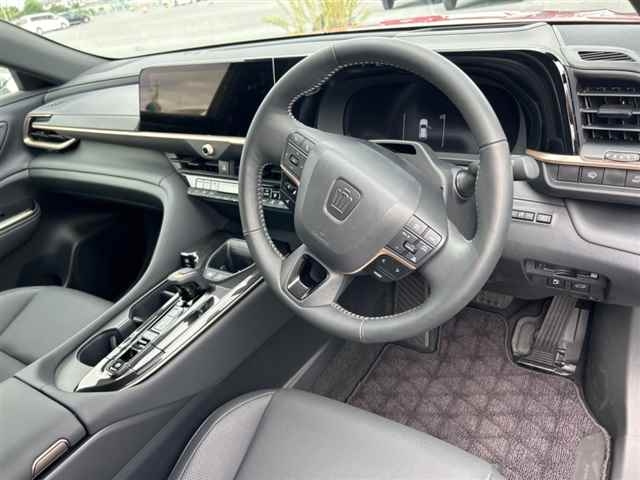 TOYOTA CROWN SPORT 2025