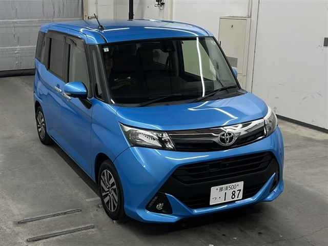 TOYOTA TANK 2016
