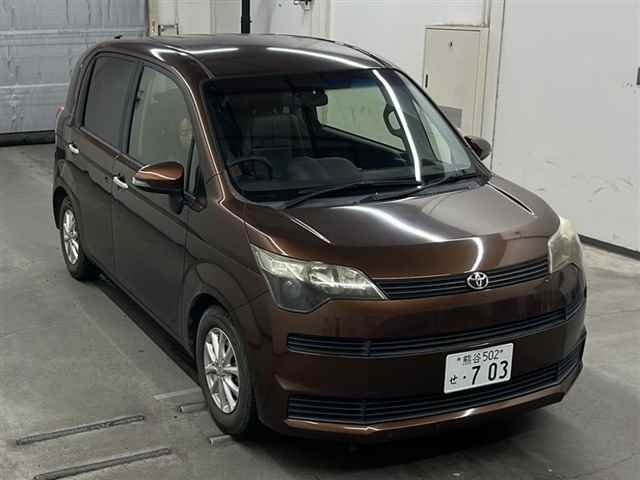 TOYOTA SPADE 2012