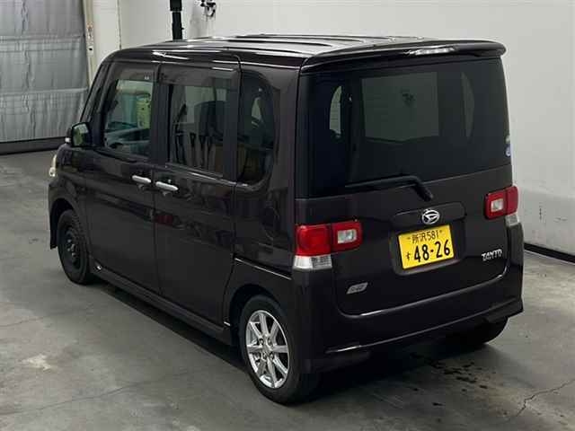 DAIHATSU TANTO 2013