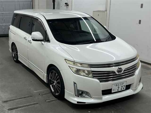NISSAN ELGRAND 2010