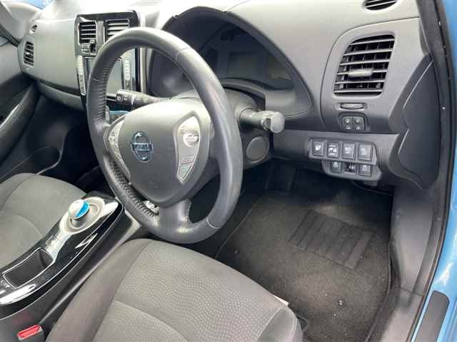 NISSAN LEAF 2016