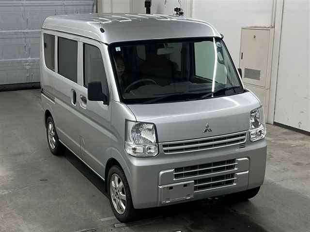 MITSUBISHI MINICAB VAN 2020