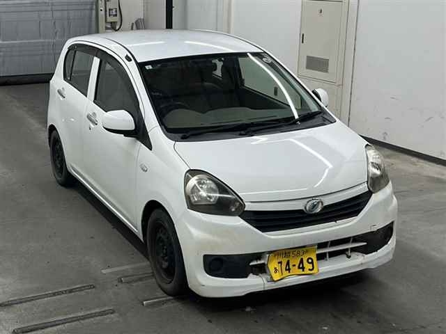 DAIHATSU MIRA E S 2014
