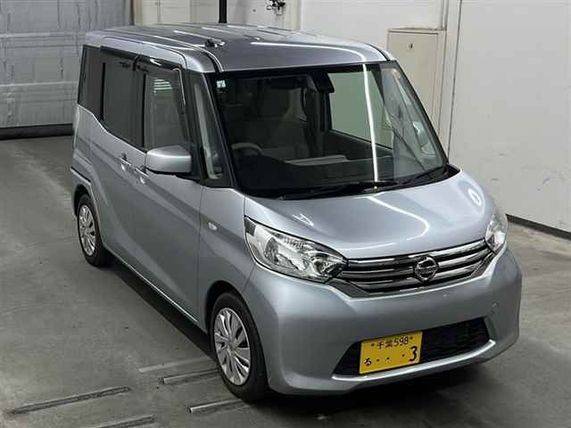NISSAN DAYZ ROOX 2015