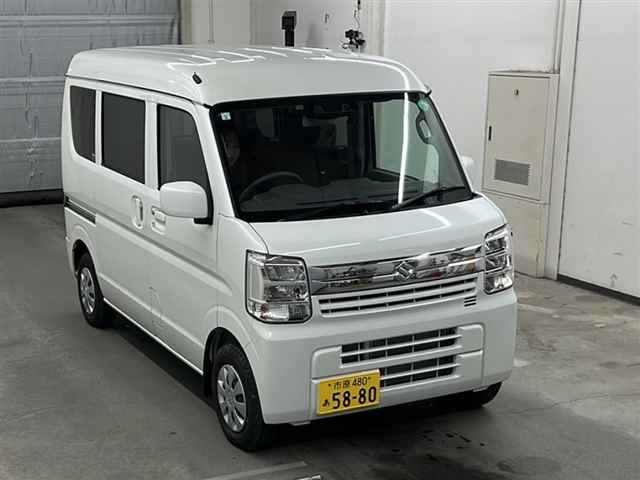 SUZUKI EVERY 2024
