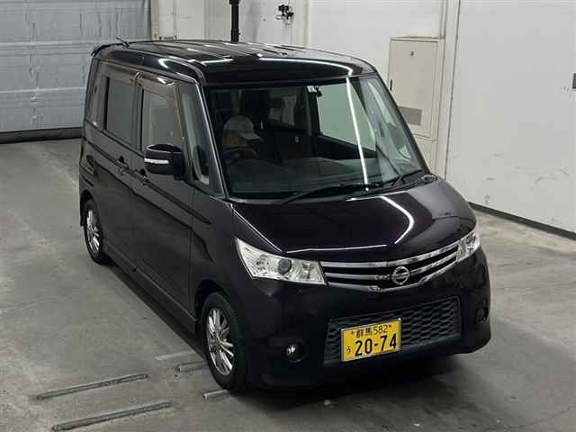 NISSAN ROOX 2012