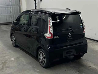 MITSUBISHI EK CUSTOM 2017