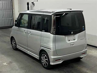 SUZUKI PALETTE 2010